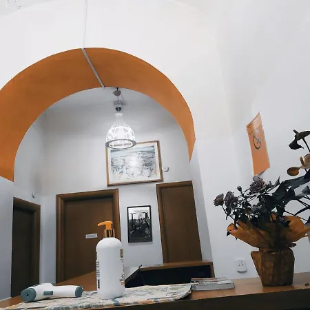 بيت ضيافة Cattaneo